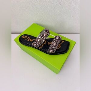 Sam Edelman Women's Eleana Flat Beaded Bejeweled Sandal Grey Size 7.5 M US